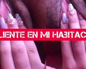 Pornohub: Caliente En Mi Habitación