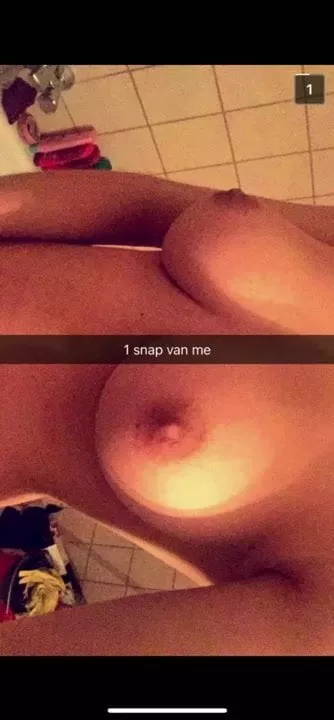 Snapchat boobs Kaley Cuoco