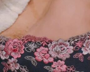 【素人】日本人の人妻が旦那さんが寝てる間に内緒でくちゅくちゅオナニー【個人撮影】