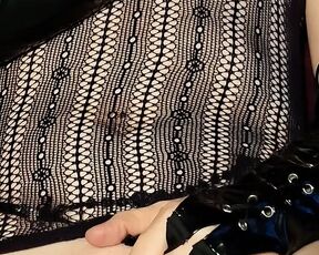 Chantillylace2025 playing with my very wet sticky pussy